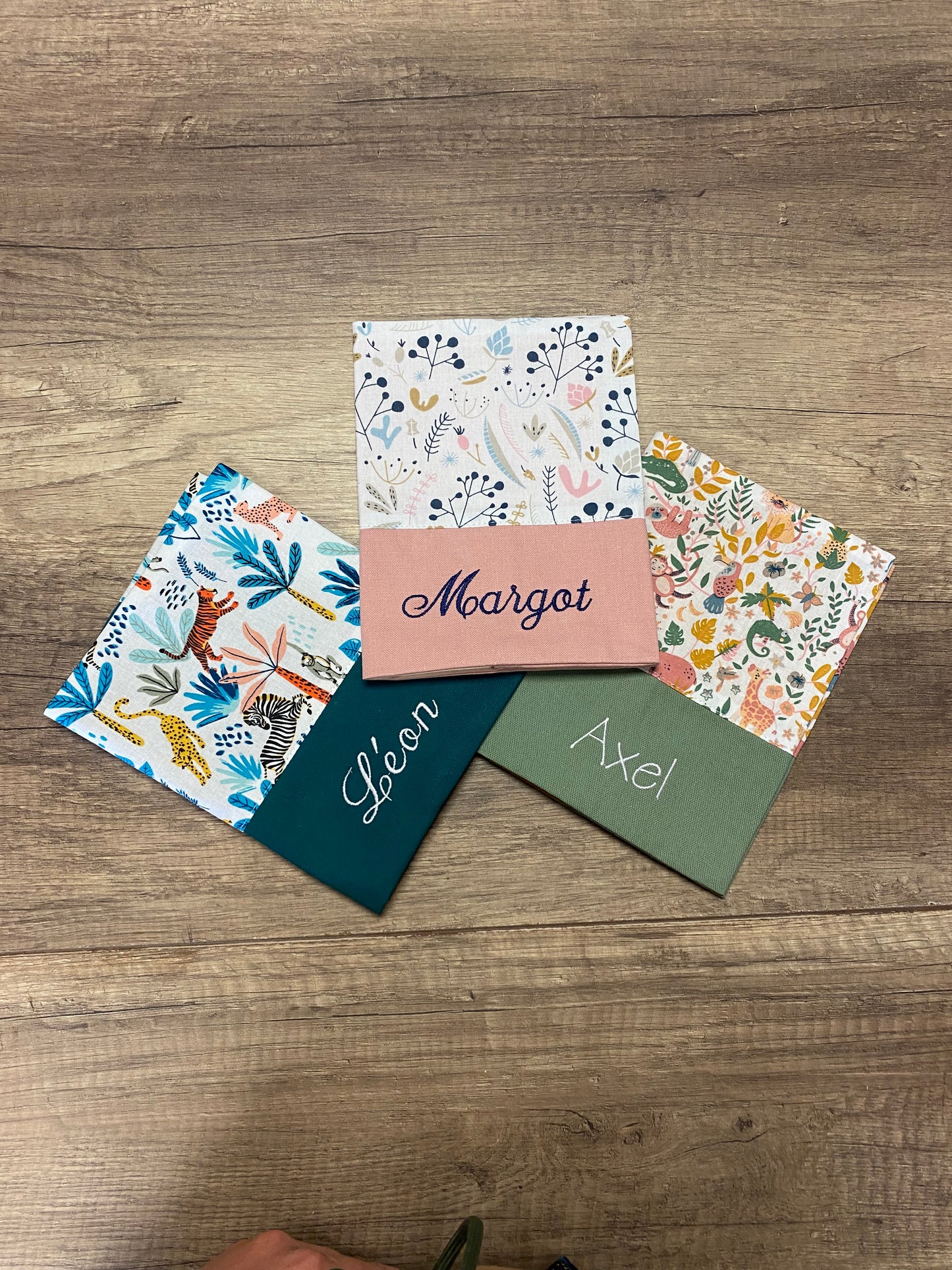 Protège carnet de santé personnalisé MOTIF AU CHOIX