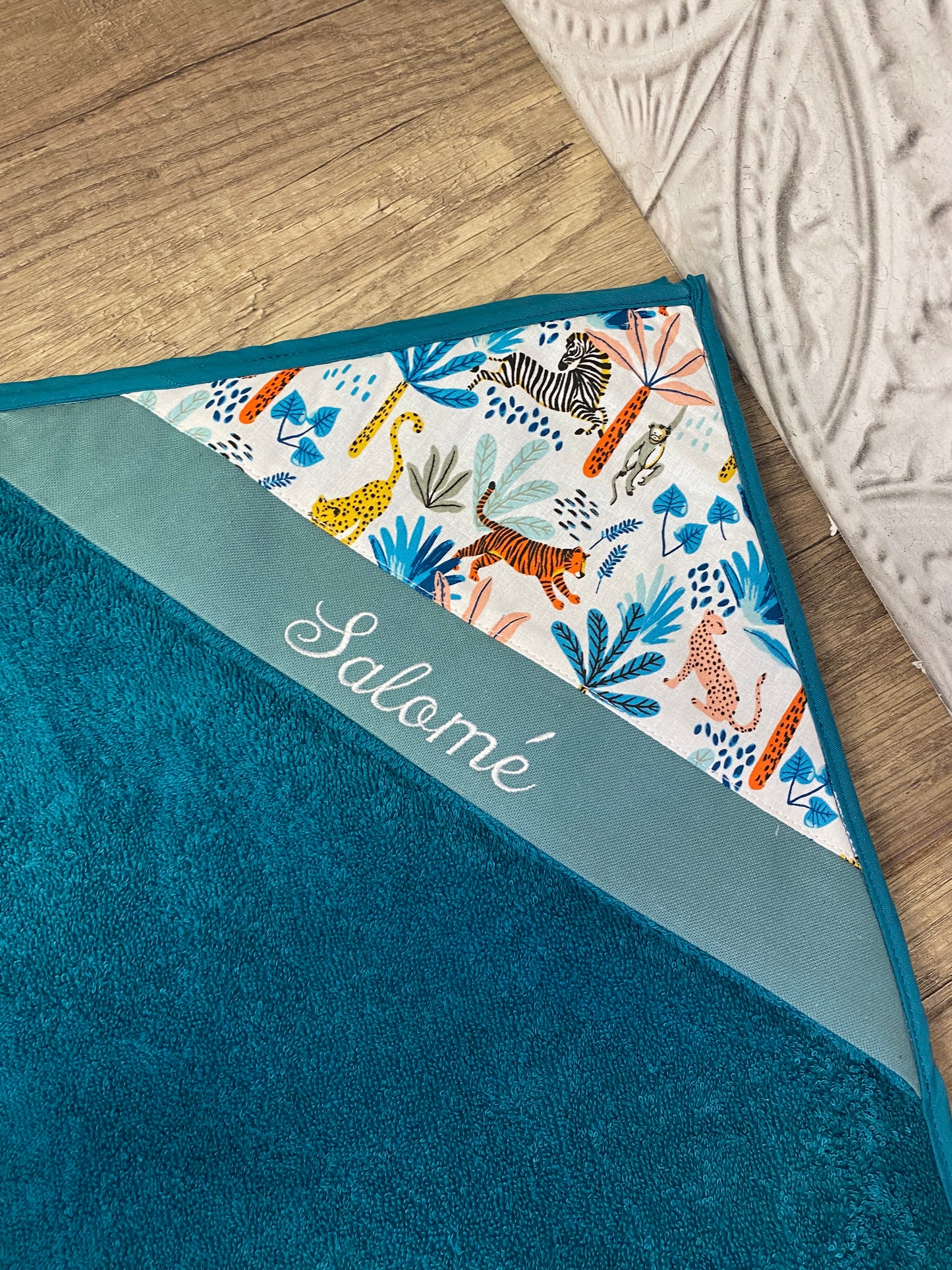 Cape de bain personnalisé MOTIF AU CHOIX